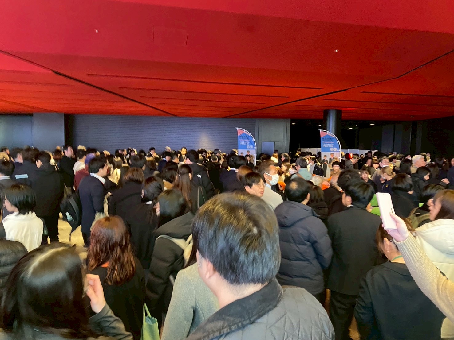 東京ガーデンシアターでの大型避難訓練の様子